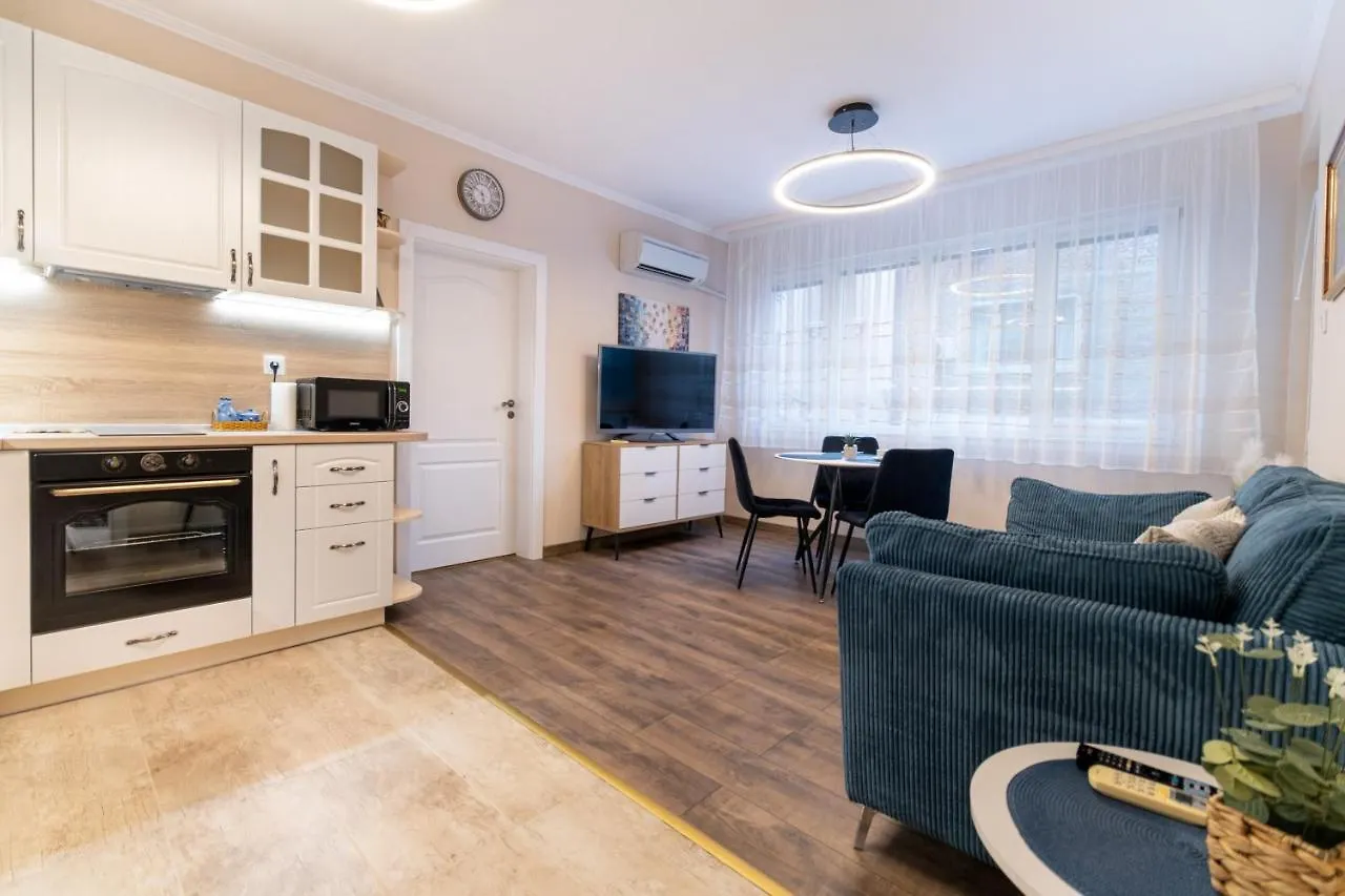 Heart Of The City 2-Bedroom Apartment Plovdiv